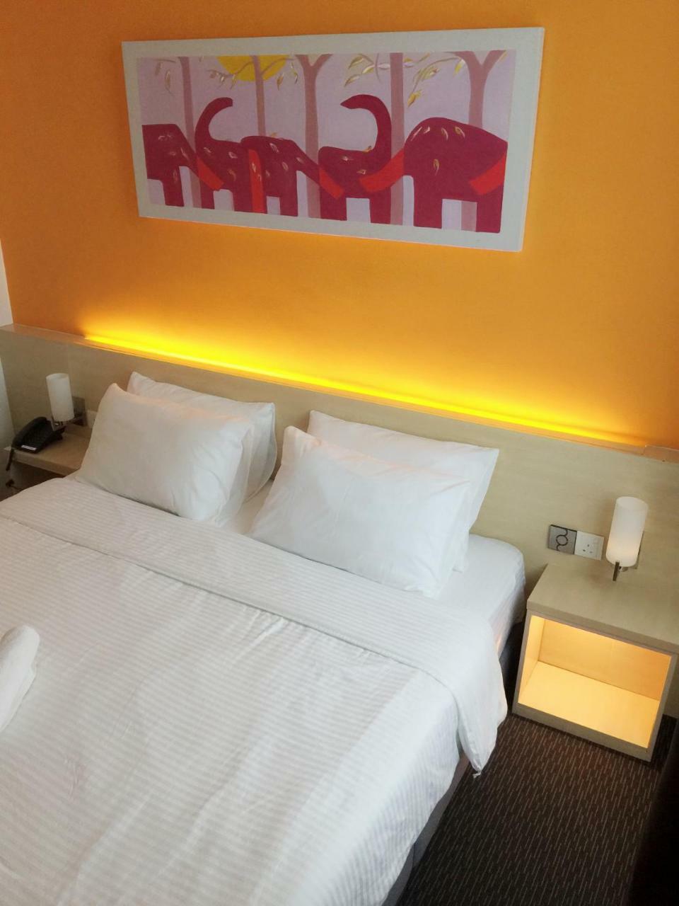 Hotel Jeti Tg Gemok Padang Endau Εξωτερικό φωτογραφία